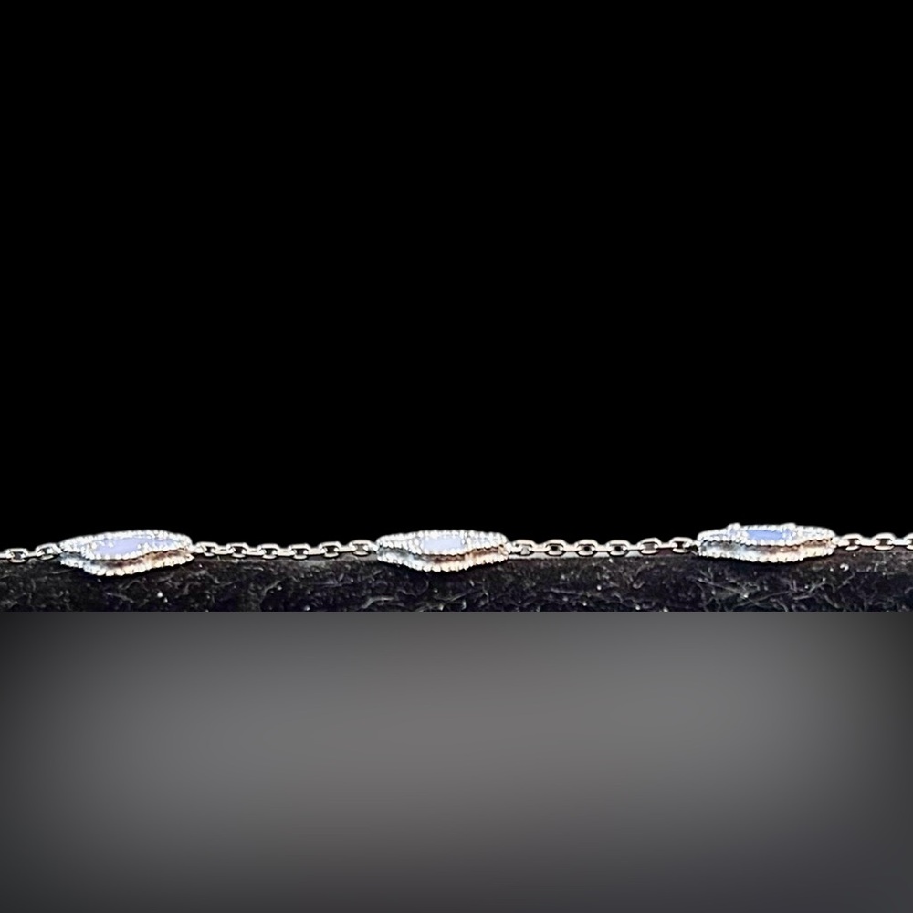 CLOVER & 925 STERLING SILVER Bracelet in Periwinkle Mother Of Pearl 7-8”✨NWOT✨ - Picture 5 of 5